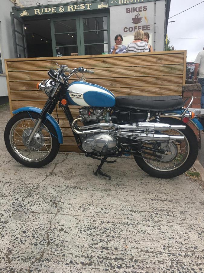 Union Road Moto Velo Accommodation Crediton Dış mekan fotoğraf
