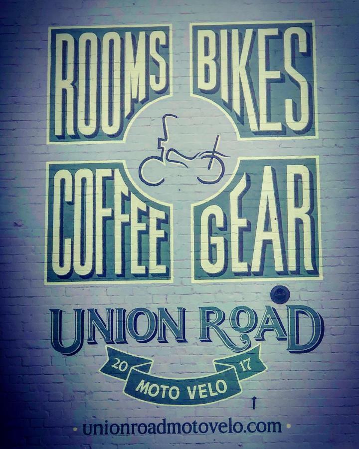 Union Road Moto Velo Accommodation Crediton Dış mekan fotoğraf